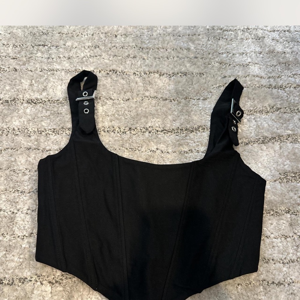 White Fox Boutique Black Crop Top